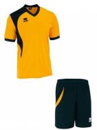 Errea, Set Neath shirt+ short amber/nero - Voetbaltenues